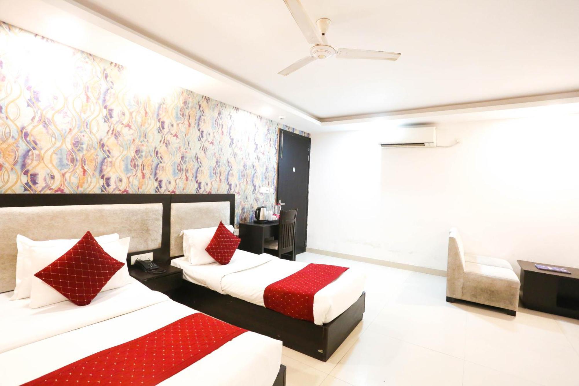 Hotel Aashiyana نيودلهي المظهر الخارجي الصورة