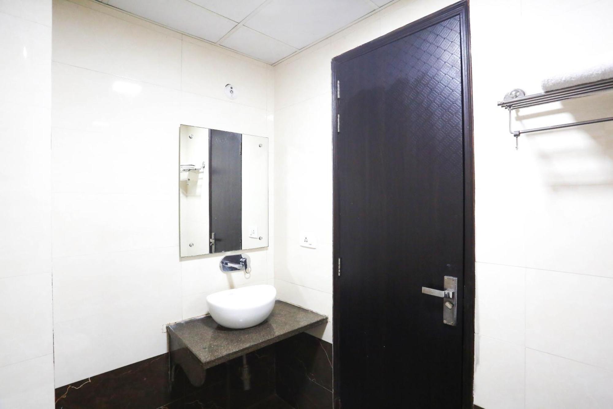 Hotel Aashiyana نيودلهي المظهر الخارجي الصورة