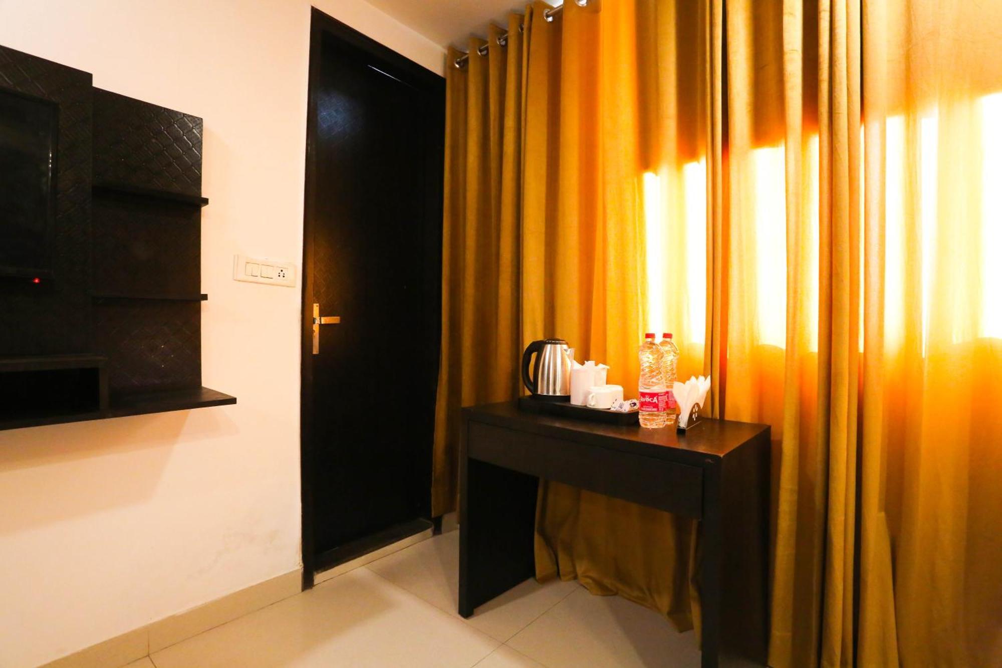 Hotel Aashiyana نيودلهي المظهر الخارجي الصورة