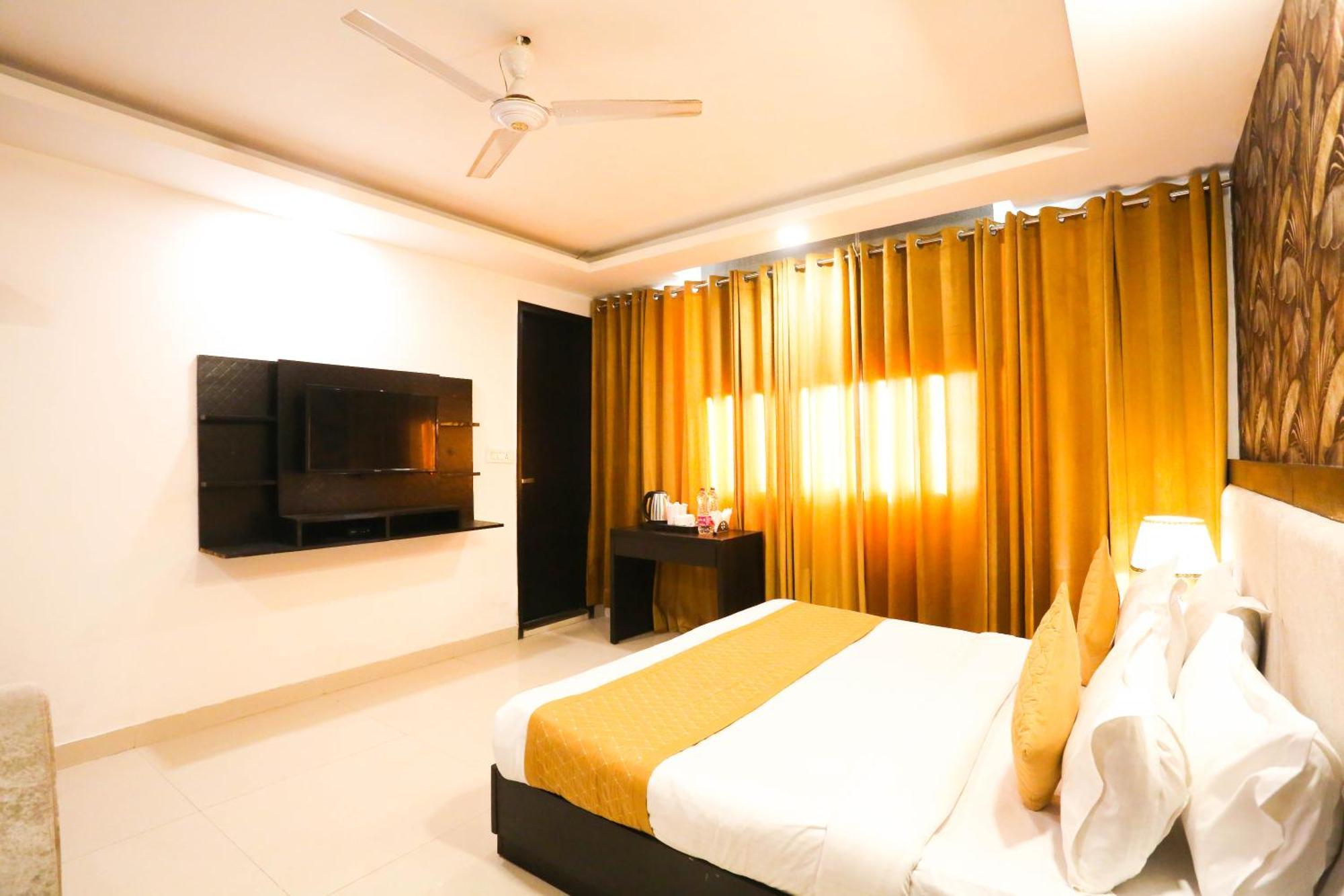 Hotel Aashiyana نيودلهي المظهر الخارجي الصورة